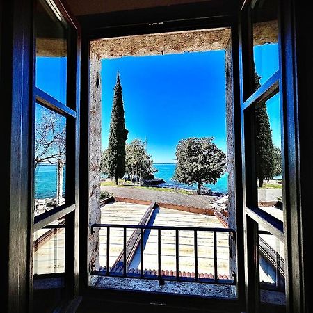 Welcome Traveller Merlo Nero Apartments Garda  Kültér fotó