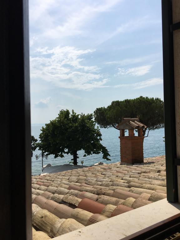 Welcome Traveller Merlo Nero Apartments Garda  Kültér fotó